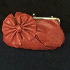 Evening Bag Clutch/Wrist Hot Pink Ostrich Patterned Snap Closure Removable Chain